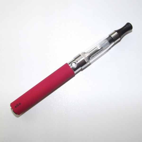 Elektronická cigareta eGo K 900 mAh červená 1 ks v blistru